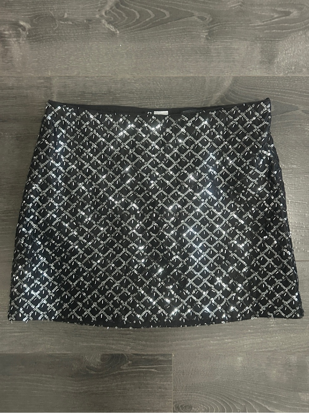 H&M Black Sequin Beaded Mini Skirt Like New 
/ Size 0